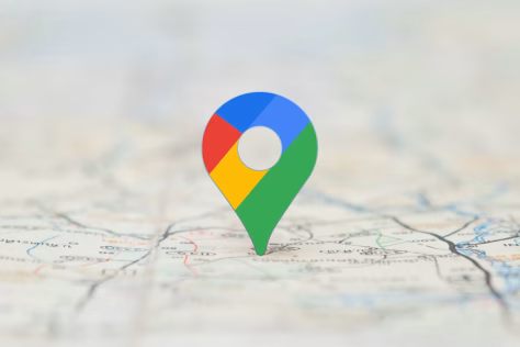 „Google Maps“ ir „Waze“ atsinaujino: tyrinėkite miestus su papildytąja realybe, nepasiklyskite daugiabučių kiemuose ir išvenkite baudų