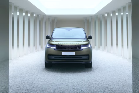 Kelionė per laiką: „Range Rover“ pasakoja savo istoriją nuo 1970 iki 2025 metų