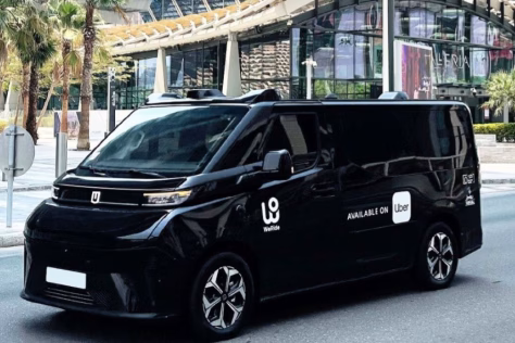 Vairuotojų era baigiasi? Šie automobiliai jau veža keleivius visiškai be žmogaus įsikišimo