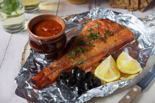 Ruošiate šiuos patiekalus? Jokiu būdu nenaudokite folijos, skonis bus visiškai kitoks nei turėtų