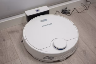 „Alfawise V10 Max” apžvalga: visuotinė robotizacija