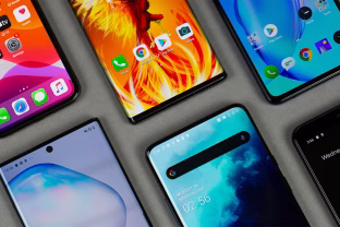 Virusas, kuris gali pasisavinti visus jūsų pinigus ir ištrinti telefone esančius duomenis: saugumo specialistai įspėja apie neįtikėtinai pavojingą virusą, šią informaciją privalo žinoti kiekvienas