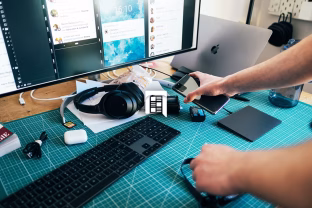 Tai sukaustė daugelio internautų dėmesį #2: vairuotojus Lietuvoje įsiutinusios naujienos iš „Regitros“, svarbūs „Gmail“ atsinaujinimai ir gausybė naujienų iš Las Vegase įvykusios technologijų parodos