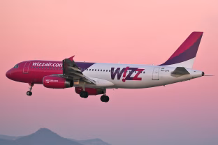 Patogiau nei bet kada anksčiau: „Wizz Air“ nuo šiol priima atsiskaitymus ir „American Express“ kortelėmis