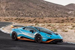 Į elektrinių automobilių rinką ketina žengti ir „Lamborghini“: kompanijos vadovas atskleidė, kada galime sulaukti pirmojo modelio, tikimasi didžiulės sėkmės