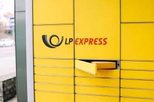 Lietuvos paštas tarptautiniu mastu įvertintas už savo sprendimus aplinkosaugos ir inovacijų srityse: prestižiniuose apdovanojimuose pelnė apdovanojimus dviejose kategorijose