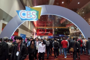 Didžiausioje technologijų parodoje pademonstruota neįtikėtinų naujienų: patarimus dalinti galės net ir orkaitė, tačiau tai tikrai ne didžiausia intriga