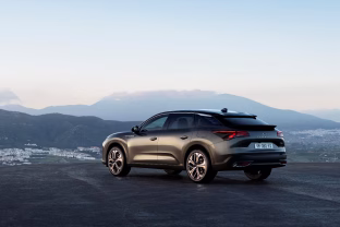 Lietuvos metų automobilis 2023: su naujojo modelio pakaba „Citroën“ grįžo į legendinius laikus