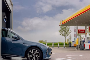 Kinai kuria Europos automobilių rinkos istoriją: Europoje debiutuoja išskirtinis sprendimas, tokio dalyko regione dar nėra buvę