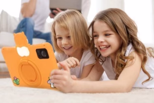 Kinai sukūrė planšetes, kurios skirtos vaikams: išskirtinės galimybės, stilingas dizainas bei itin patraukli kaina