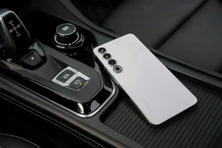 Artėja pirmojo „Polestar“ išmaniojo telefono pristatymas: paaiškėjo, kuo nustebins šis įrenginys ir kada gali įvykti jo pristatymas