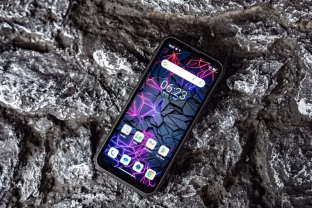 Kinai nepaliauja stebinti: pristatytas išskirtinis išmanusis telefonas, kuris aprūpintis net ir termovizoriumi