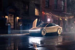 Naujasis „Tesla Cybercab“ elektrinis automobilis pasiūlys puikias savybes, tačiau čia naudojama baterija bus didžiausia silpnybė