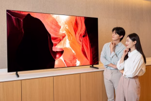 Fiksuojami išaugę televizorių pardavimai: „Samsung“ išlieka rinkos lydere, pateikiama ir likusių metų prognozė