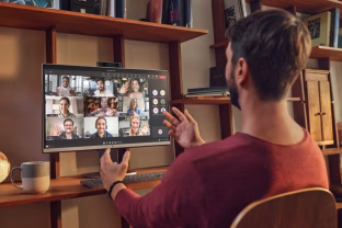 JAV įvedus naujus tarifus – technologijų bendrovė reakcija: HP ketina stabdyti beveik visus gamybos procesus Kinijoje, galimas kompiuterių kainų šuolis