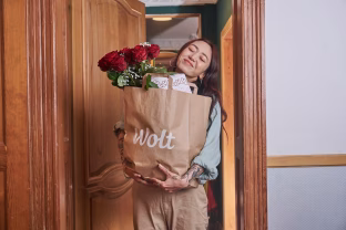 Valentino diena „Wolt“ padiktavo naują iššūkį: pristato naują dovanų funkciją – pirmosios suasmenintos dovanos jau per šią Valentino dieną