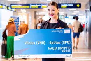 Įsigyti „Wizz Air“ skrydžių bilietus bus dar paprasčiau: bendrovė praneša apie bendradarbiavimą su „Revolut“