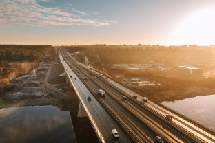 Ties Lietuvos pasieniu „Via Lietuva“ sieks užtikrinti nepertraukiamą 5G interneto ryšį - tai reikšmingai pagerins ne tik vairuotojų bei keliautojų patirtį