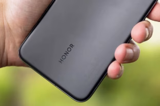 Revoliucija jūsų kišenėje: „Honor“ ketina pasiūlyti telefoną su įspūdingu atsinaujinimo dažniu