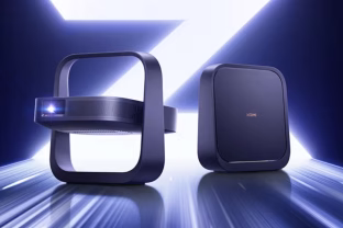 „Xgimi“ pristatė „Z6X Pro“ kompaktišką vaizdo projektorių su „HiSilicon“ lustu ir „Harmon“ garso sistema