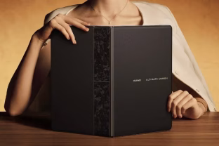 Tokio nešiojamo kompiuterio dar būsite nematę: „Huawei“ paskelbė apie sulenkiamą „MateBook Fold“ variantą