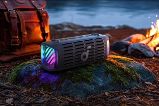 „Soundcore“ pristatė „Boom 3i“ belaidę garso kolonėlę su puikiomis atsparumo savybėmis ir galingu garsu