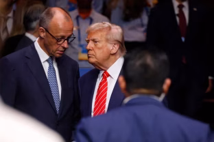 Trumpas Iranui davė 15 dienų ultimatumą: arba pasiektas susitarimas, arba bus blogai