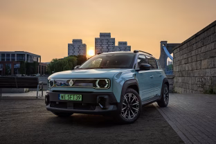 „Renault“ ir „Dacia“ pripažinimas prestižiškiausiuose Europos automobilių pramonės apdovanojimuose