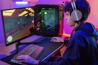 Vienas monitorius – du skirtingi charakteriai: „Philips Evnia 27M2N3800A“