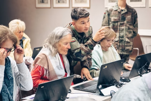 Skaitmeninis pasaulis kiekvienam: bibliotekų žemėlapyje – projekto „Nė vienas nėra pamirštas“ mokymai