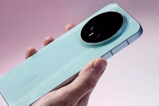 „Honor Magic 8 Pro“ telefonas užfiksuotas „Geekbench“ platformoje, aiškėja pagrindinės specifikacijos