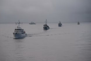 NATO jūrinės pratybos ties Rusijos slenksčiu: Maskva svaidosi grasinimais, Suomija siunčia žinutę